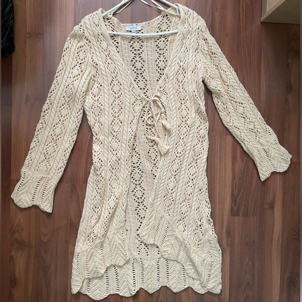 Elegant Cream Knit Women's Sweater